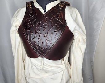 Ladies Verdant Astrid Leather Torso Handmade  for SCA LARP Cosplay & Fantasy fairs