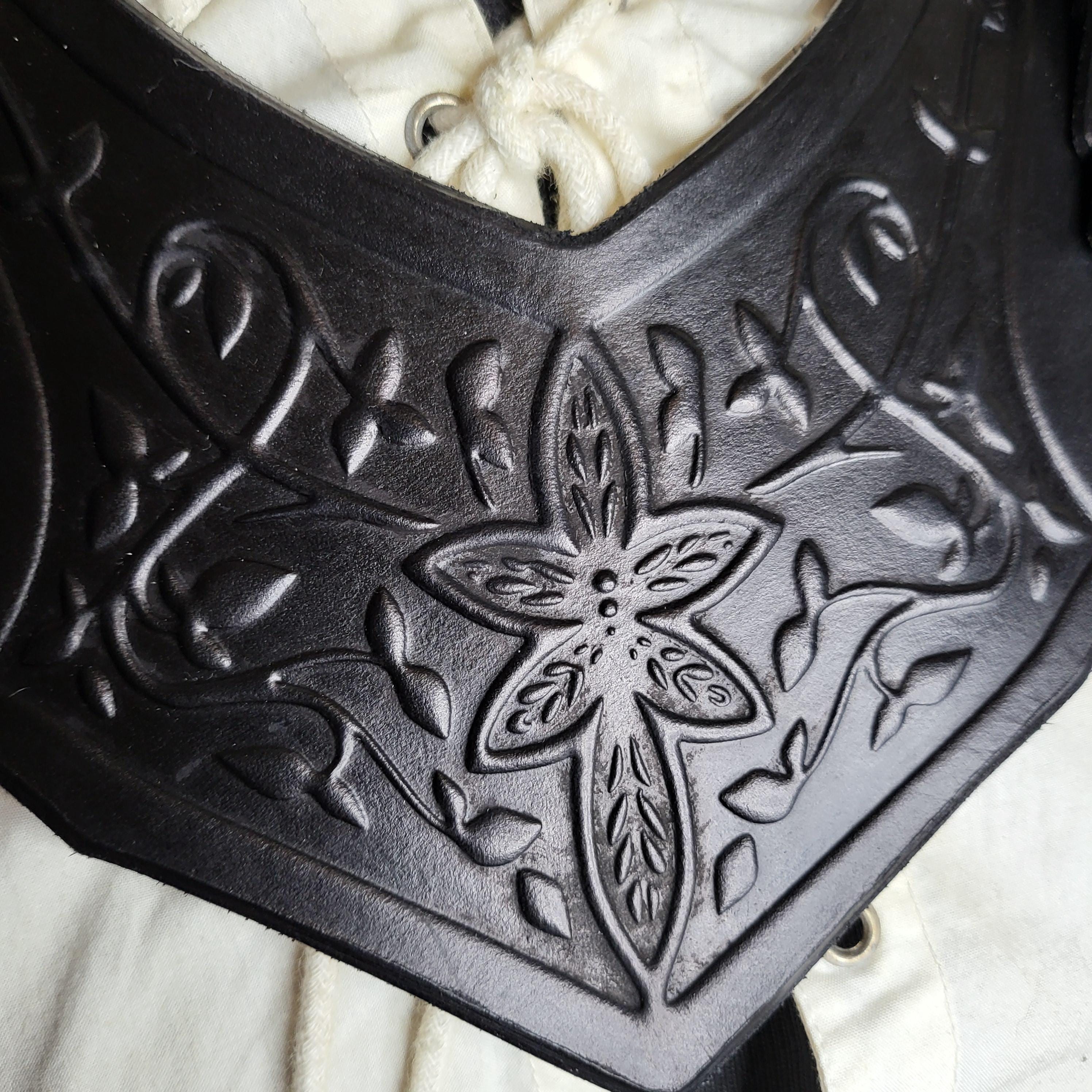 Embossed Verdant Gorget for SCA LARP Cosplay & Fantasy Fairs - Etsy