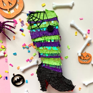 Mini Witch Boot Piñata: Halloween Garland, Spooky Party Favor, Treat Holder & Haunted Decor