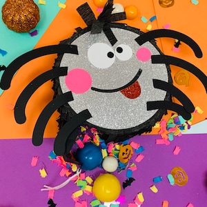 Mini Spider Piñata: Unique Halloween Boo Basket Decoration for Trick-or-Treat & Haunted House Parties