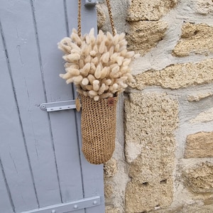 hanging vase for dried or fresh flowers