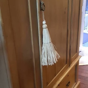 Tassel, door tassel, raffia ornament