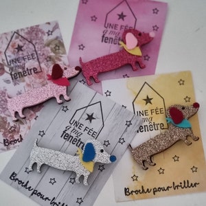 Glitter brooch