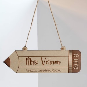 Custom Wooden Name Sign, Classroom, Pencil Teacher Classroom Sign, Classroom Sign, Personalized Teacher Gift, Teacher Sign, Education Gift