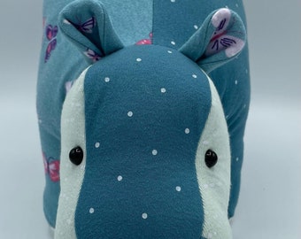 Oso de memoria, animal de recuerdo: hipopótamo, personalizado y hecho a mano con pijamas, monos de bebé y ropa de un ser querido.