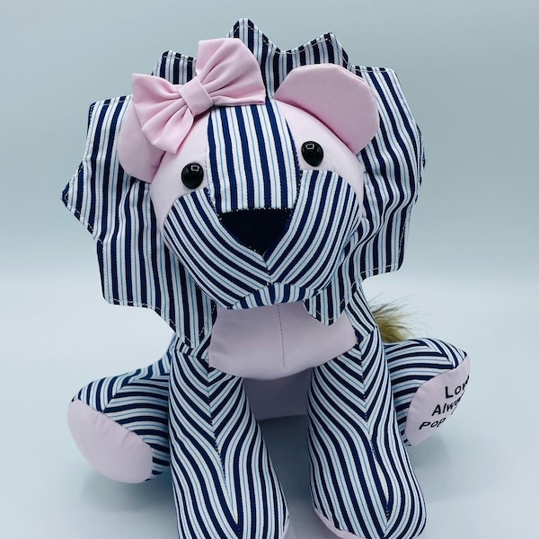Memory Bear Keepsake Animal- Lion-- personalizado y hecho a mano a partir de mamelucos de bebé, pijamas y ropa de un ser querido