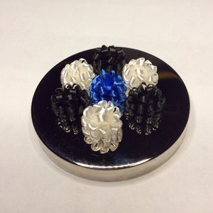 Miniature Bows-Black&White Set of 7 Bows-3-White, 3-Black,1-Blue