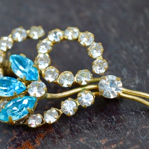 Vintage Brooch, Crystal Brooch, Blue Brooch, Brooch, Vintage Brooch Pin, Vintage Jewellery, Vintage Jewelry, Gifts for Women, Wedding Gift