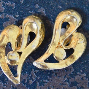 Vintage Ohrringe, Ohrclips, Herz Ohrringe, Liebe Herz Ohrringe, Vintage Schmuck, Geschenke für Frauen, Muttertagsgeschenk, Ohrringe
