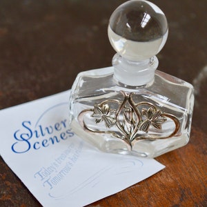 Silver Scenes, Vintage Perfume Bottle, Collectable Glass, Floral Perfume Bottle, Gifts for Women, Wedding Gift, Bridesmaid Gift, Wedding