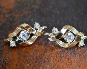 Vintage Earrings, Clip On Earrings, Floral Earrings, Crystal Earrings, Vintage Jewellery, Gifts for Women, Bridal Gift, Earrings in uk