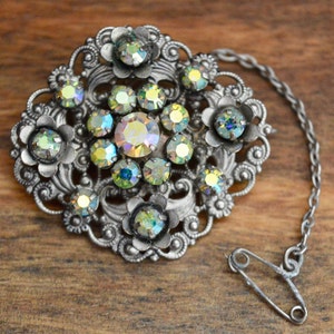 Vintage Brooch, Floral Brooch, Brooch, Costume Jewellery, Vintage Jewelry, Vintage Jewellery, Gifts for Her, Mothers Day Gift, Bridal Gift