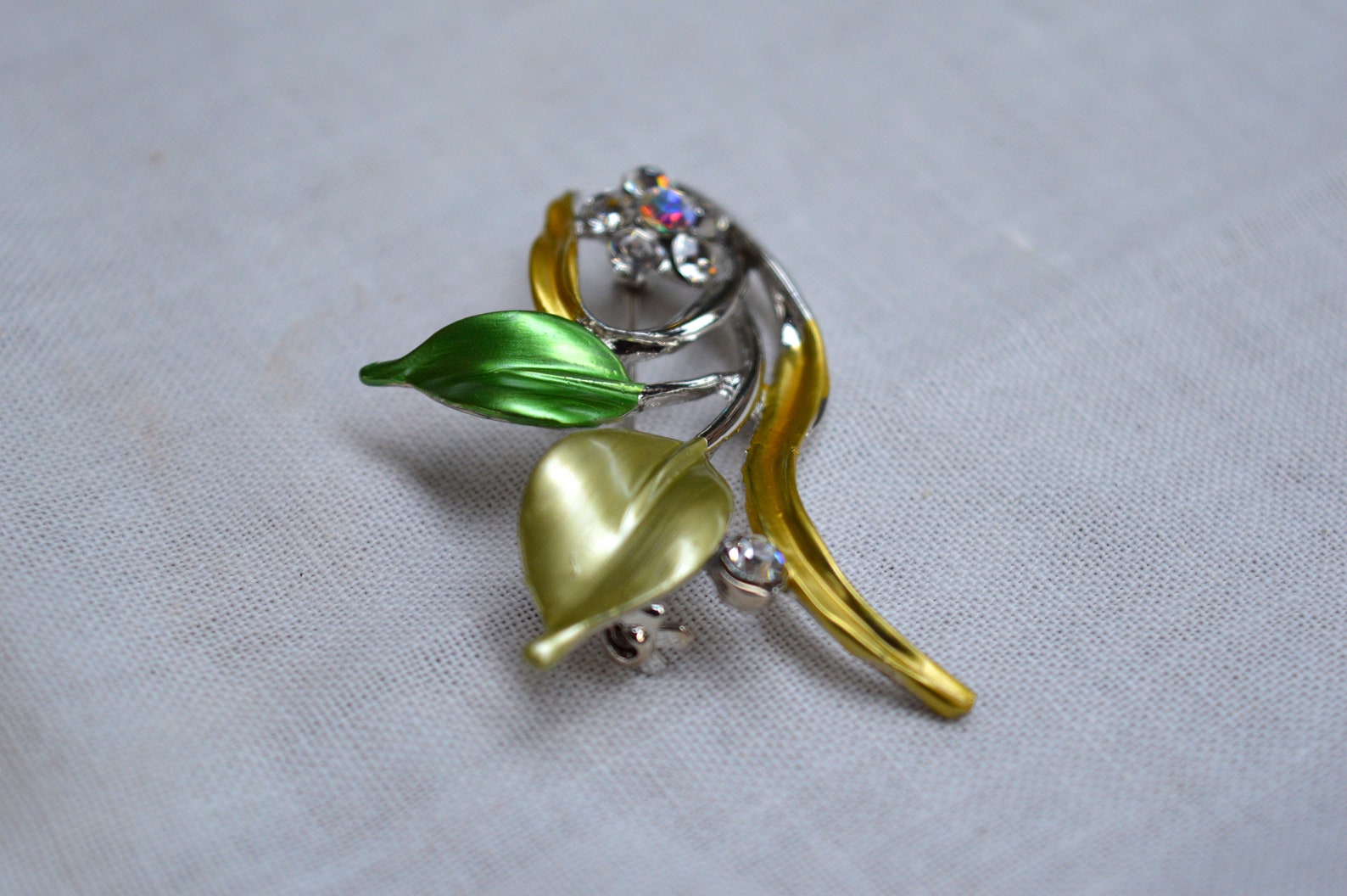 Elen Henderson Flower Design Crystal Broach