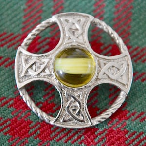 Vintage Brooch, Brooches in uk, Celtic Brooch, Scottish Brooch, Scotland Brooch, Celtic Jewellery, Scotland Jewellery, Wedding Gift