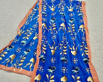Vintagehalsduk, Halsdukar i Storbritannien, Sidenhalsduk, Blå halsduk, Blommig halsduk, Vintageaccessoarer, Presenter för kvinnor, Mors dag-present, Bröllopspresent