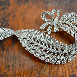 Vintage Brooch, Brooches in uk, Vintage Jewellery, Marcasite Brooch, Leaf Brooch, Gifts for Women, Mothers Day Gift, Anniversary Gift