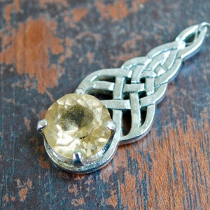 Celtic Pendant, Scottish Pendant, Knot Pendant, Celtic Jewellery, Costume Jewellery, Gifts for Women, Wedding Gift, Women Gift