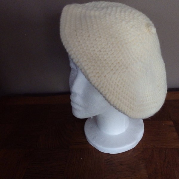 Béret Bonnet au Crochet Laine Blanc Cassé Ecru