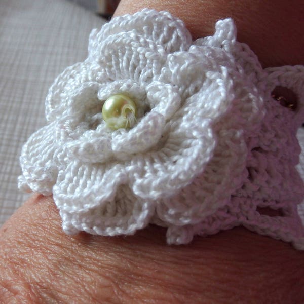 Bracelet Manchette Mariage Coton Blanc Poignet Large -  White cuff syle bracelet for wedding