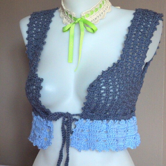 Gilet Court Sans Manches au Crochet Laine Bleue short crochet