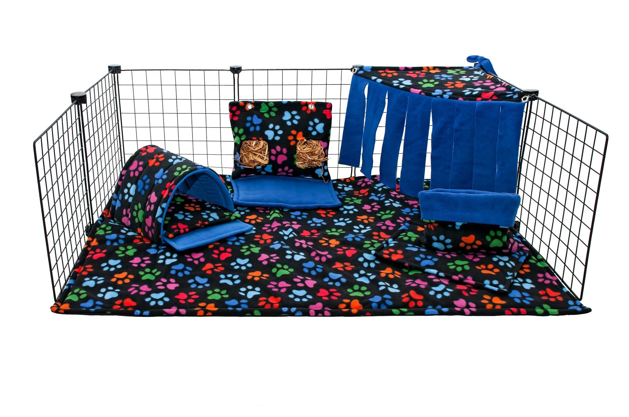 Liner for guinea pig cage top