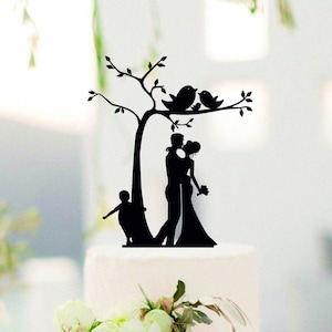 Sotto l'albero di matrimonio cake topper, famiglia cake topper, topper sposa su misura, sposa e sposo con il ragazzino, coppia con bambino