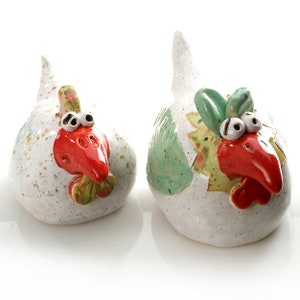 Ceramic Chicken Statues, Mother Hen with Chick or Mr and Mrs Cute Home Décor Gift