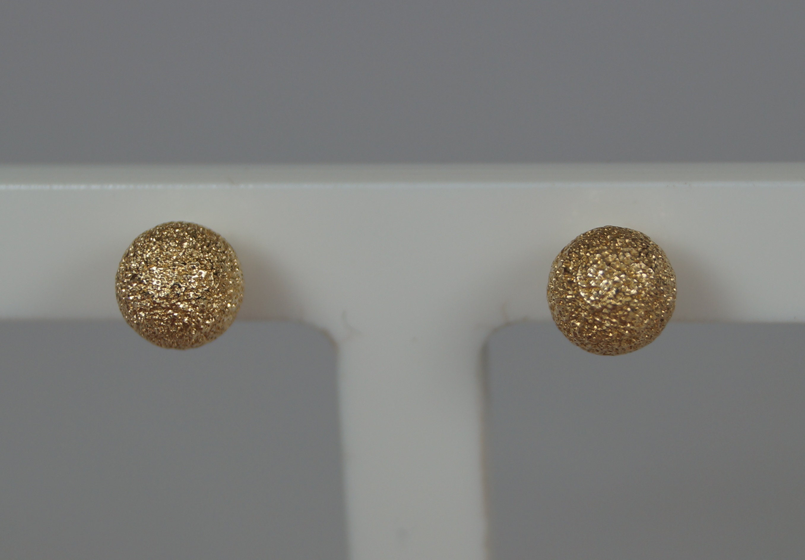 Orecchini A Sfera In Oro Inciso Da 4 Mm/375 Mm - WWW - Foto 9