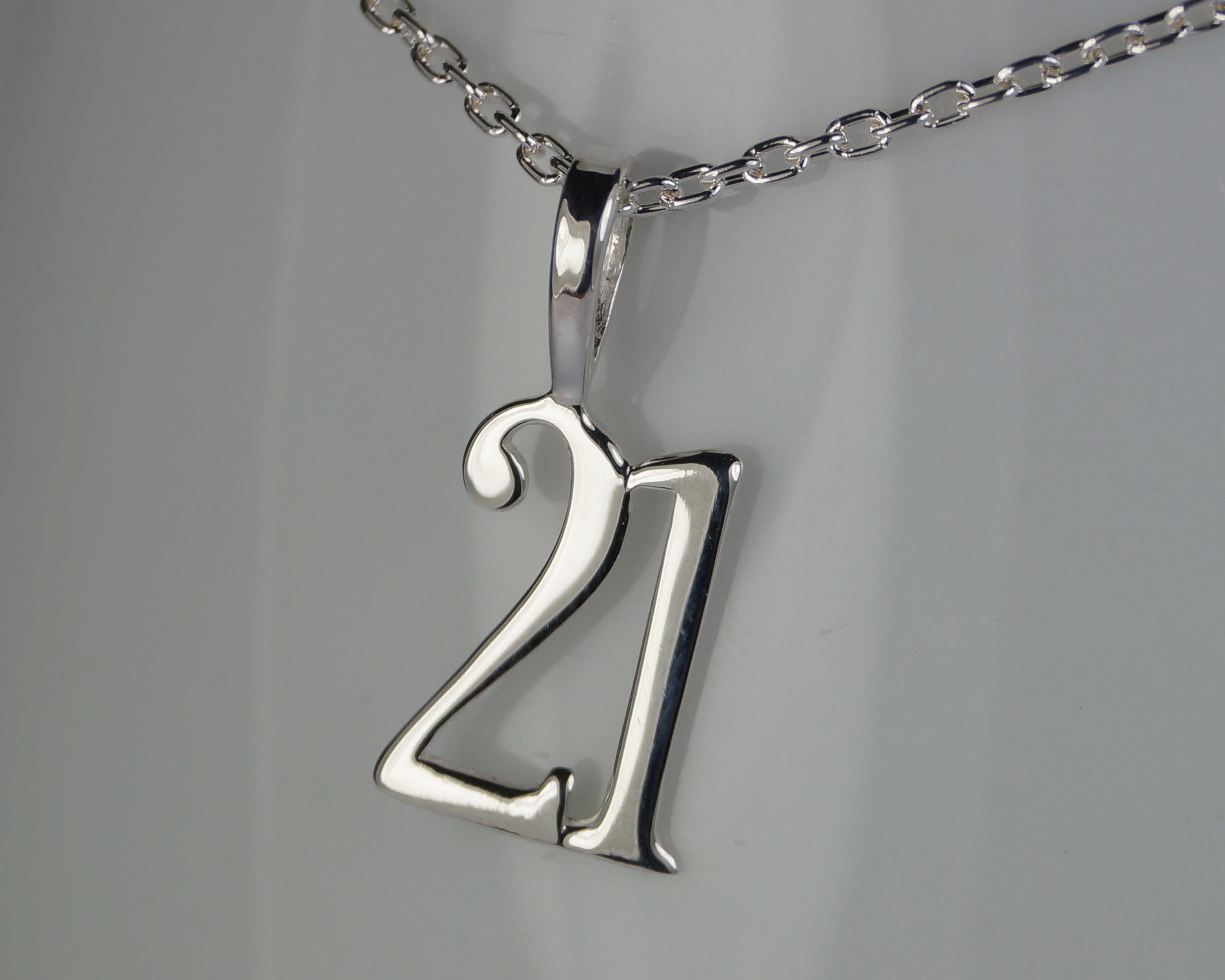 Number 21 necklace - Etsy 日本