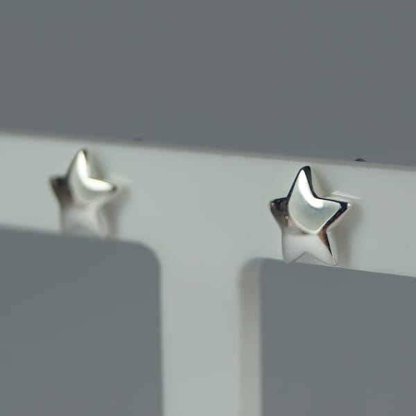 Silver Star stud earrings, Solid Star Stud Earring, Polished Star Stud, Sterling Silver, Silver stud post earrings, Christmas Earrings,