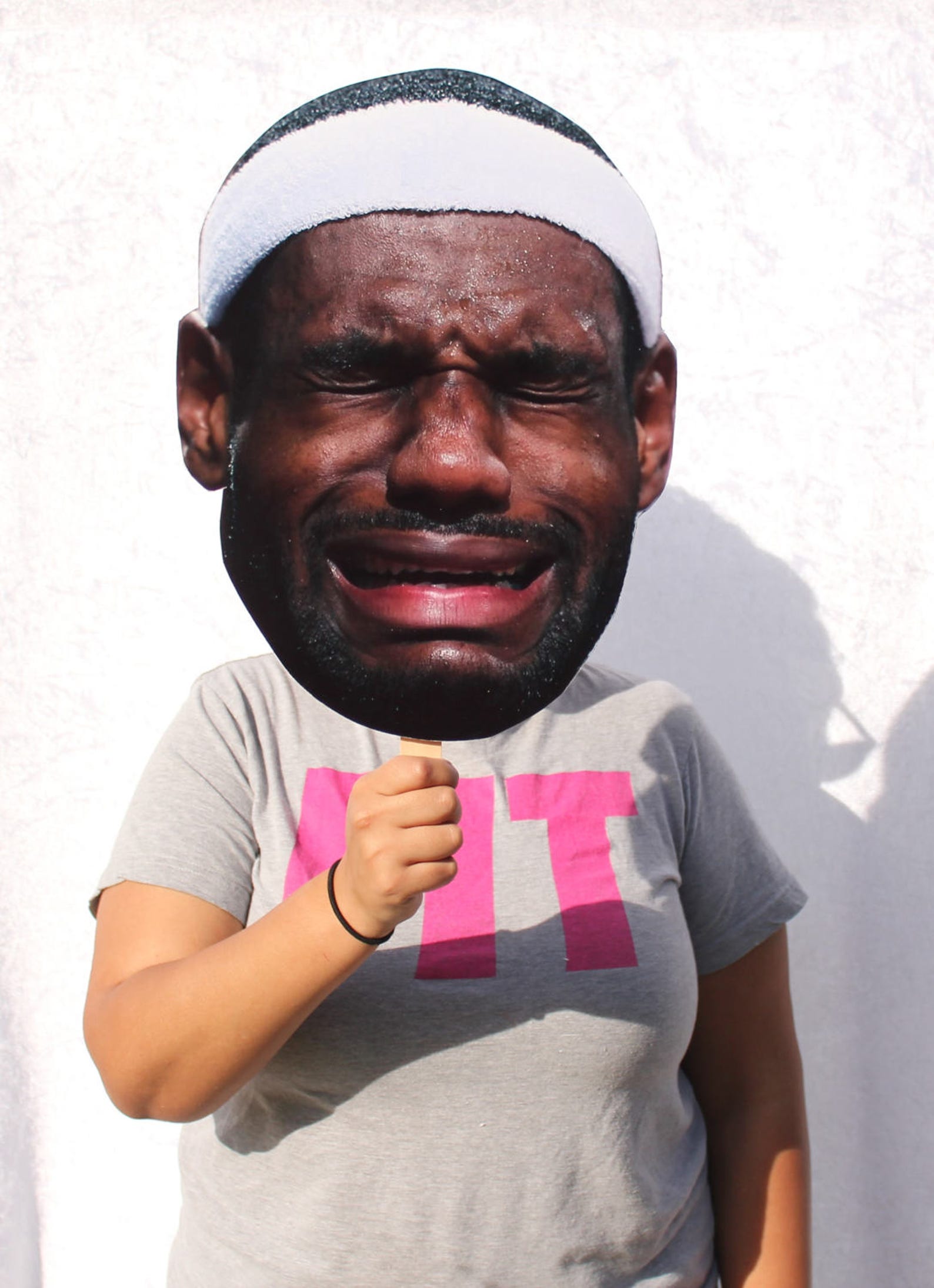 Lebron james meme. LEBRON James funny face.