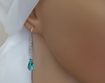 Teardrop earrings with sterling silver 925 and blue swarovski crystal, Earrings with a sterling silver leaf and a teardrop swarovski crystal