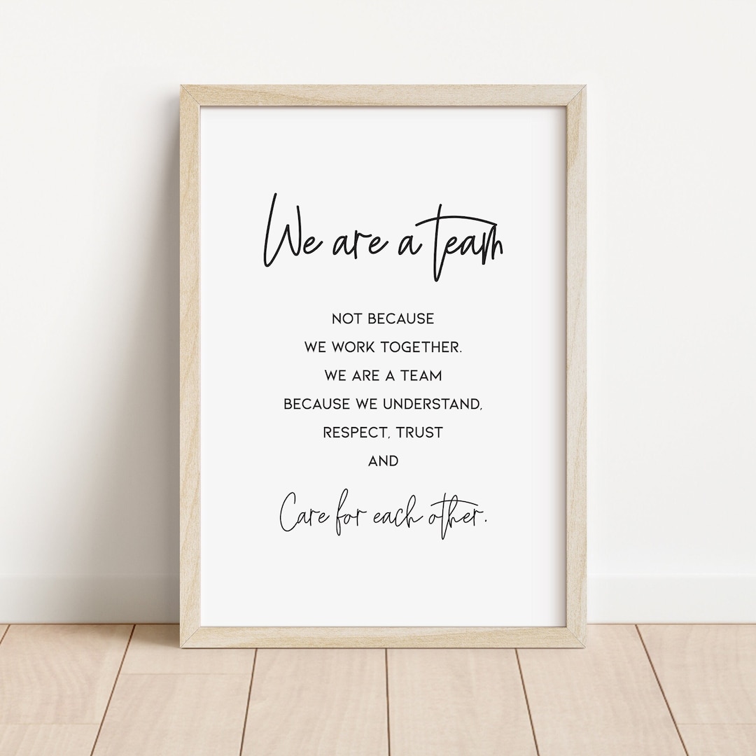 MIRROR MANIA Custom Personalized Photo Picture LED Light Up Stand Home