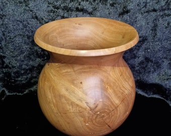 Cherry wood Vase