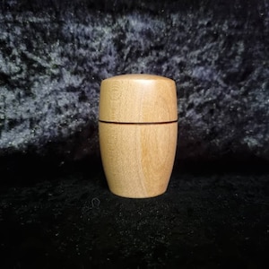 Lidded Box with Threaded lid