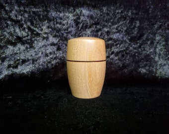 Lidded Box with Threaded lid