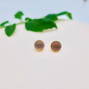 Cabochon Earrings 14k gold 8mm Jade Stud Earrings Gemstone Studs Handmade Earrings Minimalist Earrings Gift for her Grey Agathe