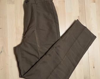 Vintage 90s High Waisted Herringbone Pleated Pants, straight leg, with elastic waist