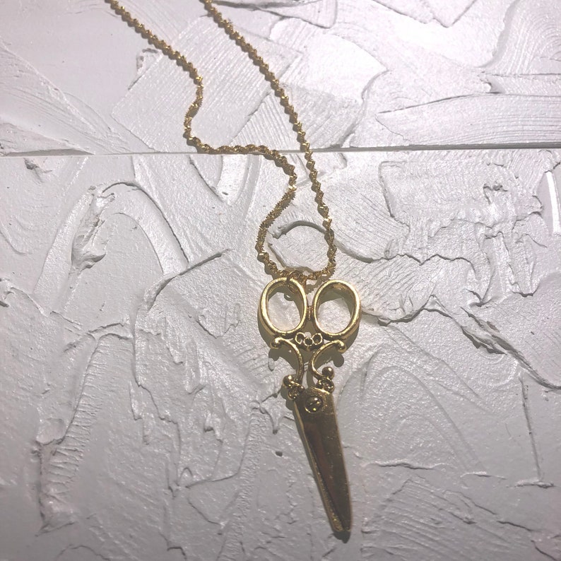 Fancy scissors necklace