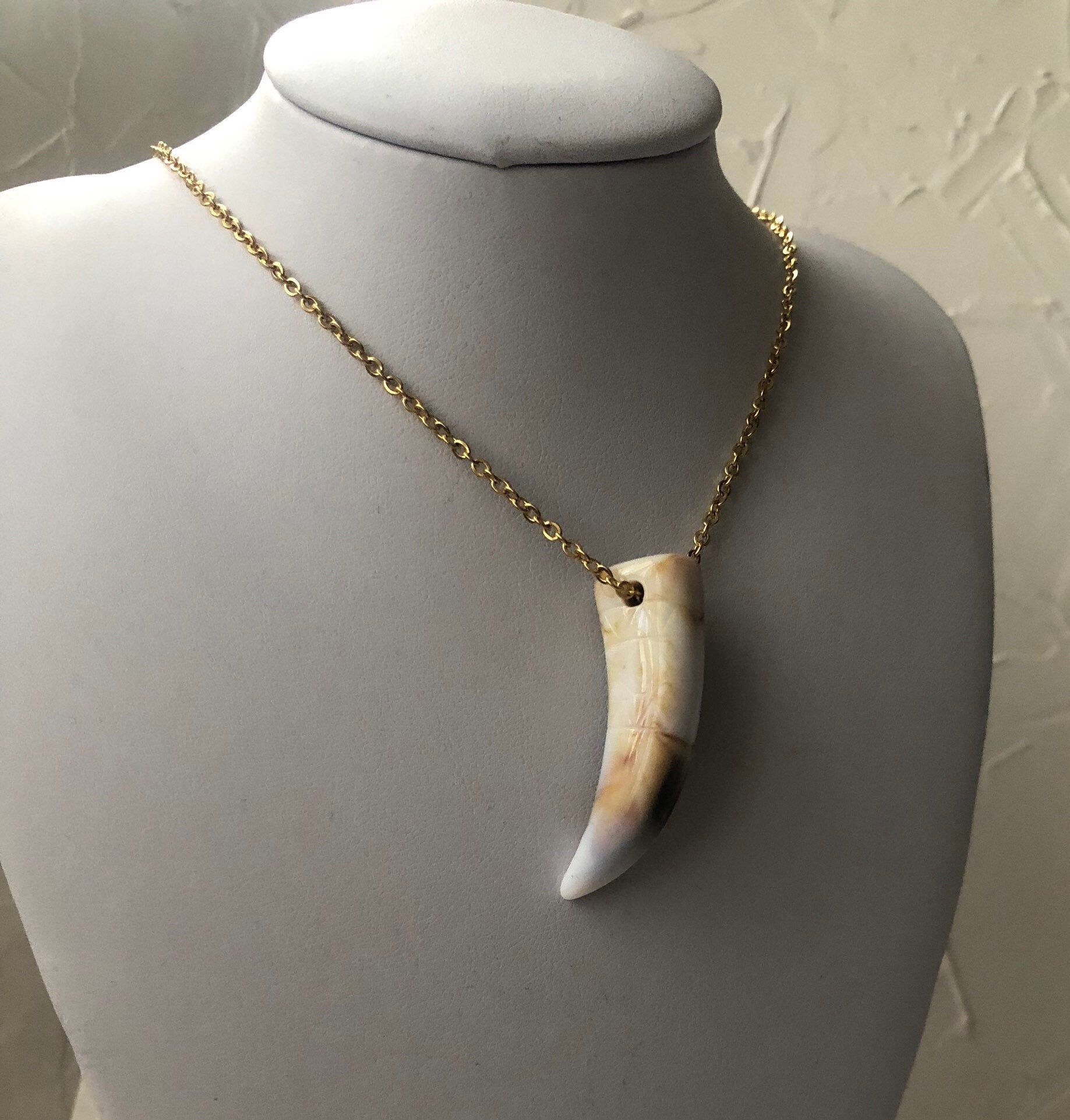 Horn Pendant Necklace Etsy