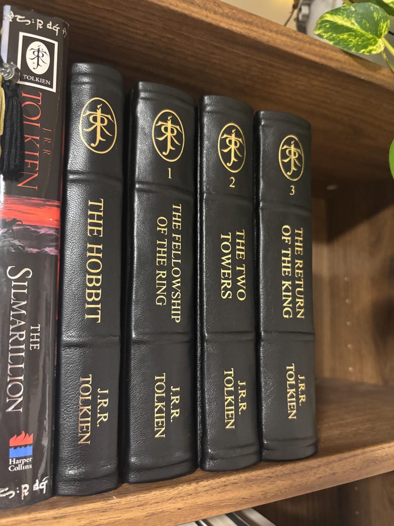Klaar voor verzending Lord of the Rings geïllustreerde leergebonden boeken afbeelding 6