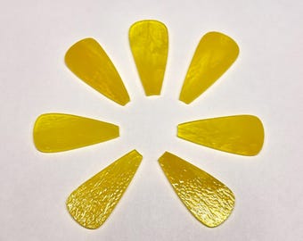 Hand Cut 1.5” x 1” Stained Glass Flower Petals (7 Pack) Fusible Shapes for Suncatchers & Mosaics