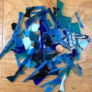 1/2 lb Stained Glass Pieces and Shards: Colorful Mosaic Pieces for Crafts & DIY Art Blue
