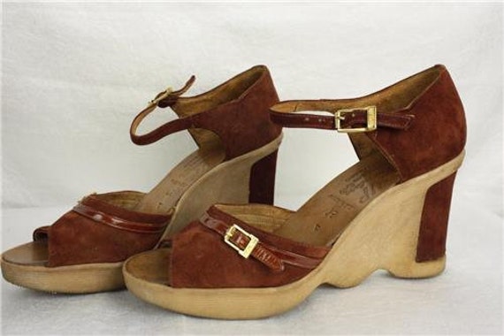 Vintage 70s * Famolare Shoes * "Hi-Up" Sandal Wed… - image 6