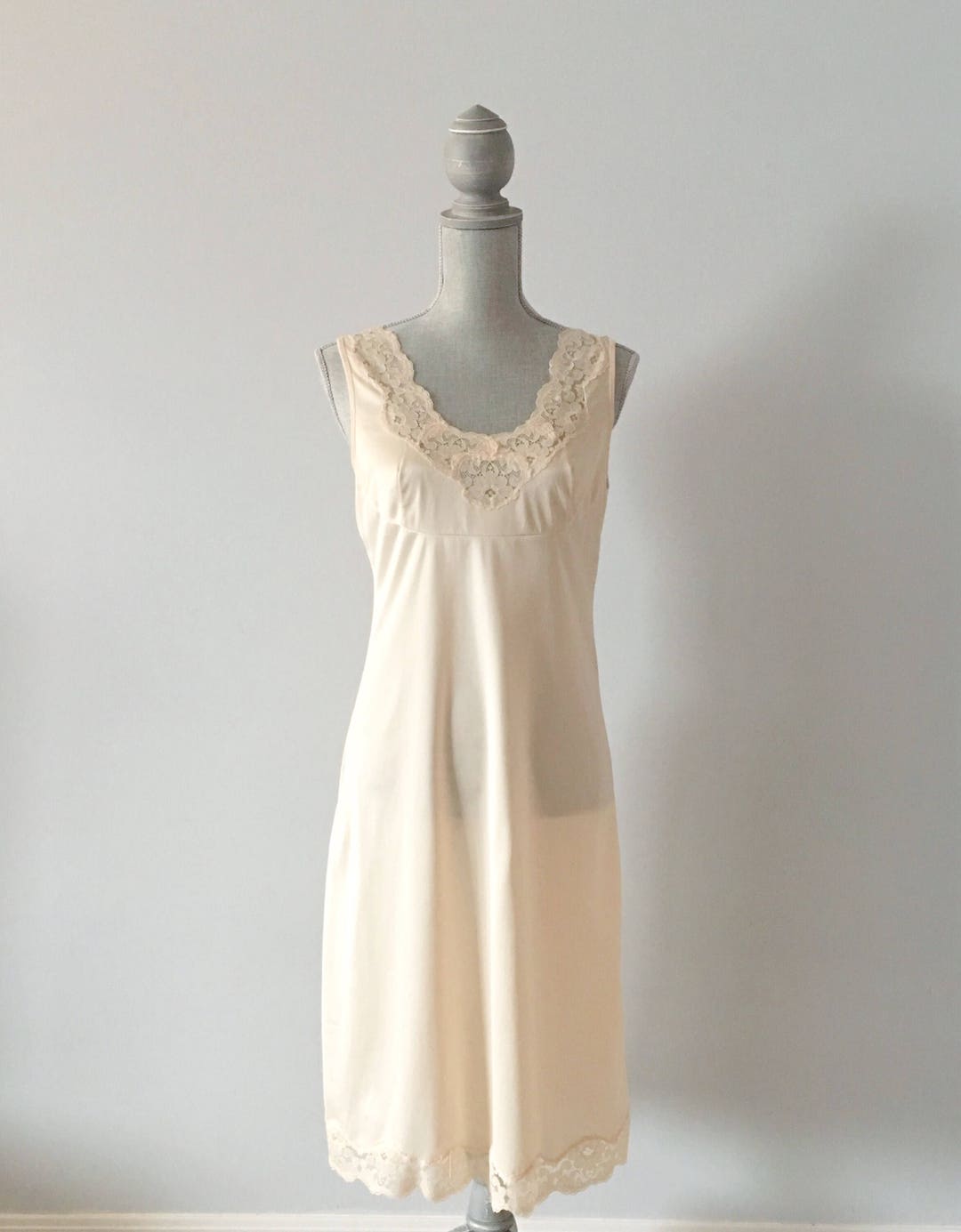 Vintage Reitman's Nylon Cream Slip With Lace Trim - Etsy Canada