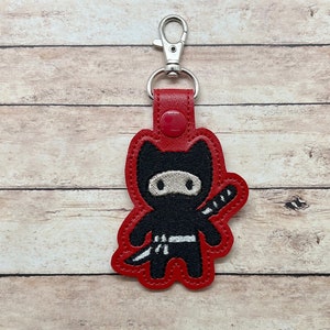 Cute Ninja Cat, embroidered key chain/snap tab