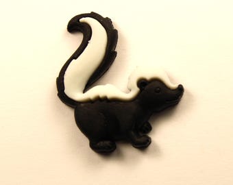 Skunk Button Shank Back Embellishment Skunk Sewing Forest Animal Button Forest Animal Embellishments Little Stinker Button