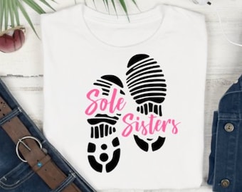 ソール姉妹 svg、ランニング仲間 svg CUT ファイル、Silhouette Christian T シャツ svg ソール姉妹のランニング仲間 svg ランニング中のガールフレンド svg