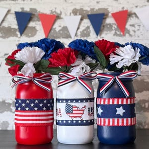 Red, White & Blue Mason Jars, 4th of July Centerpiece, Seasonal Decor, American Flag Home Decor, Painted Mason Jars, Patriotic Table Decor