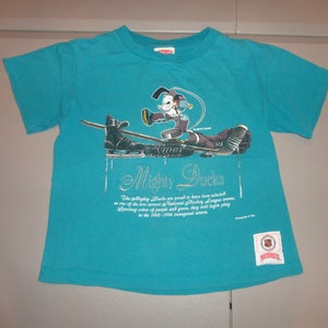 T-shirt Vintage Nutmeg Anaheim Mighty Ducks LNH Années 90 - Mauve - Taille Jeunesse XL / Homme S